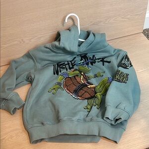 H&M 5/6t boys/girls ninja turtle Hoodie Sweatshirt